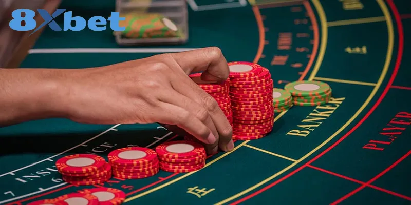 Bí quyết và cách chơi bài Baccarat 8xbet giành chiến thắng 3 Cách tính điểm trong Baccarat 8xbet – Quy tắc và ví dụ minh họa